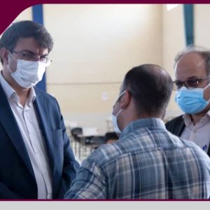 بازدید رئیس سازمان نظام مهندسی ساختمان استان یزد از محل واکسیناسیون مهندسین عضو سازمان
